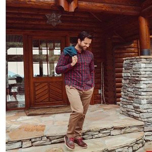 Lot of two Mountain Khakis Relaxed Fit Chinos 33x32